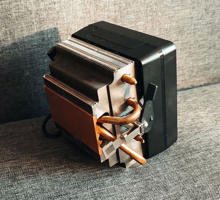 Wraith Max AMD ARGB кулер для процессора Ryzen