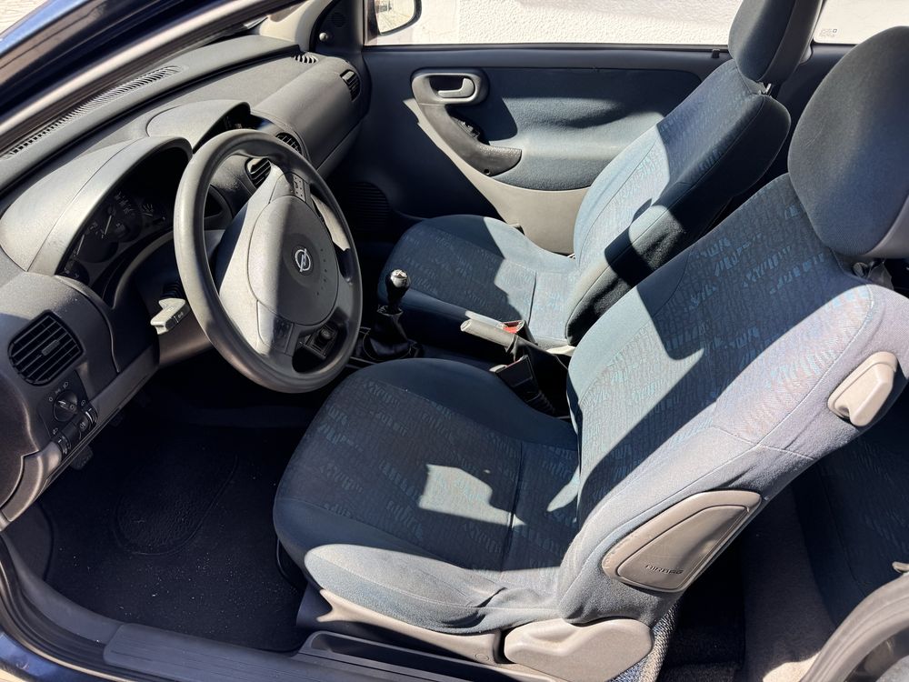 Opel corsa 1.2c confort