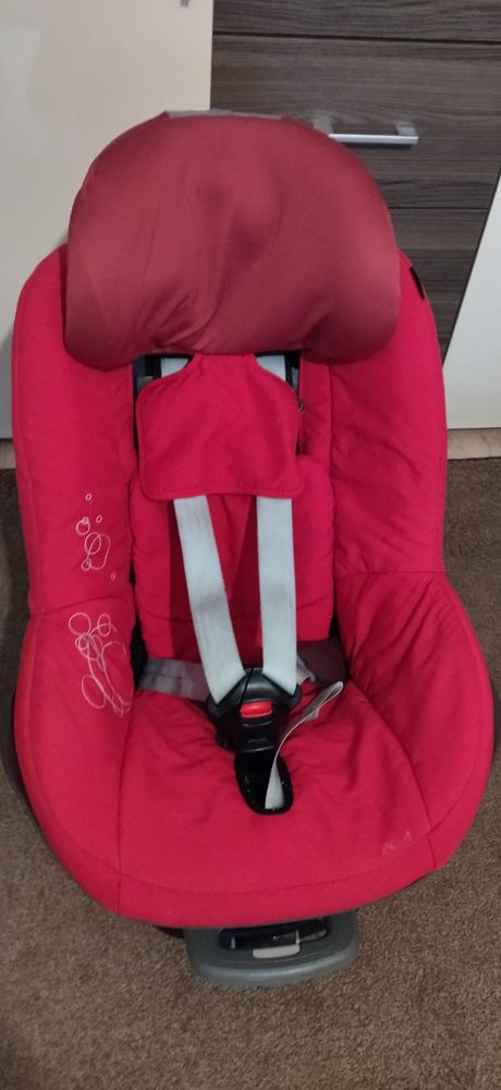 Fotelik samochodowy Baza Maxi Cosi Famili Fix isofix 9-18 kg