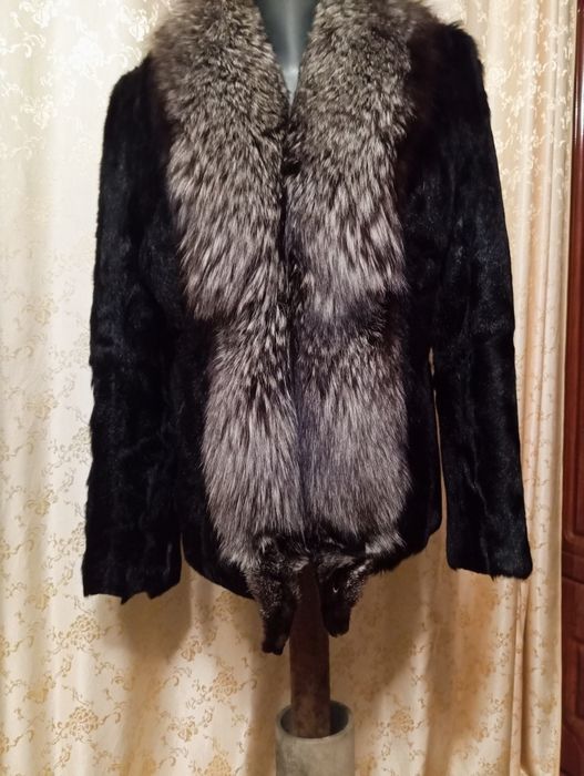 Продам натуральный полушубок