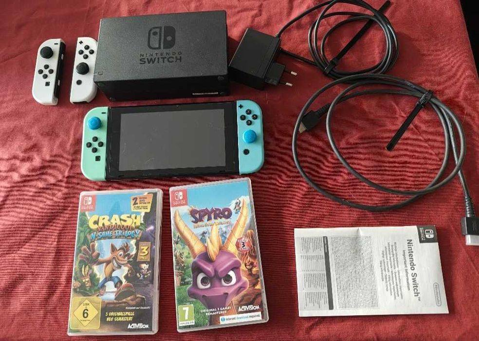 Nintendo Switch v1, 2017 + gry i akcesoria (unpatched)
