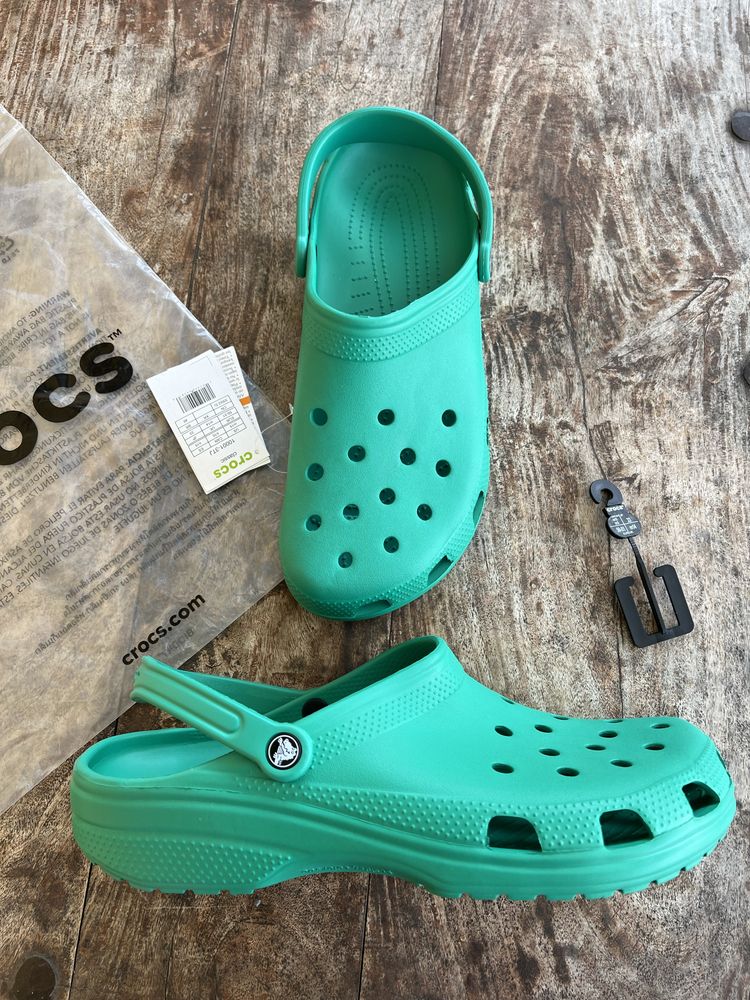 Продам чоловічі crocs дуже великий розмір M15. Оригінал.