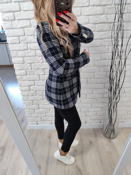 Granatowa marynarka w kratę XS