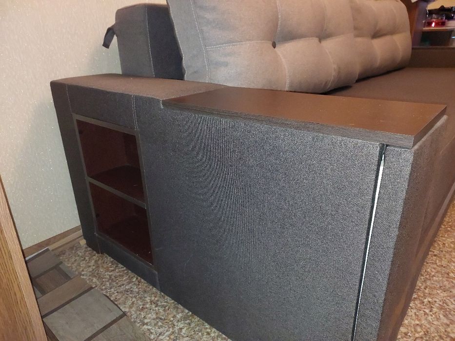 Диван  большой б.у.