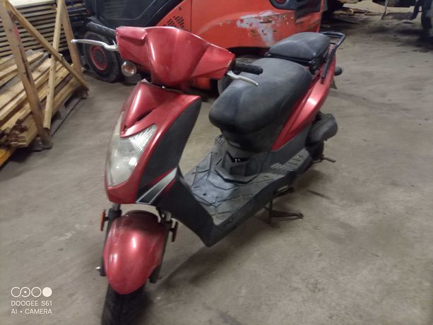 Skuter Kymco Agility 4t