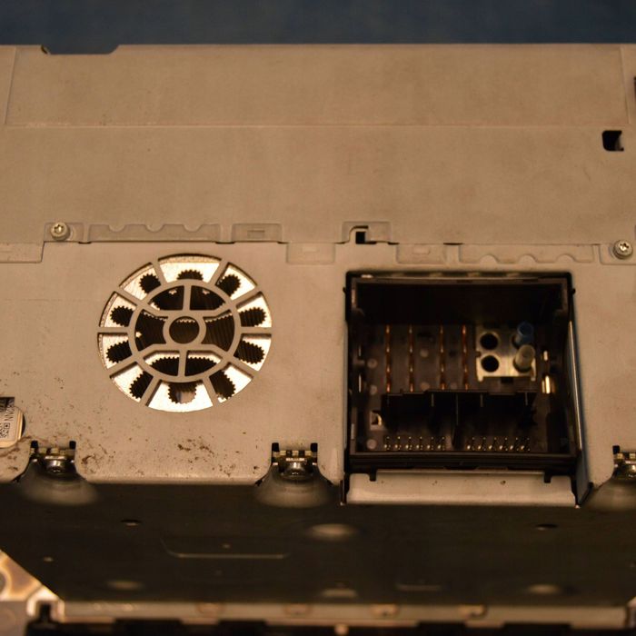 mercedes-benz w203 lift kombi panel radio odtwarzacz cd dvd gps a20387