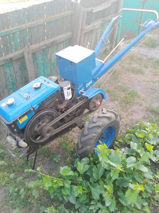 Продам мотоблок новый Срочно