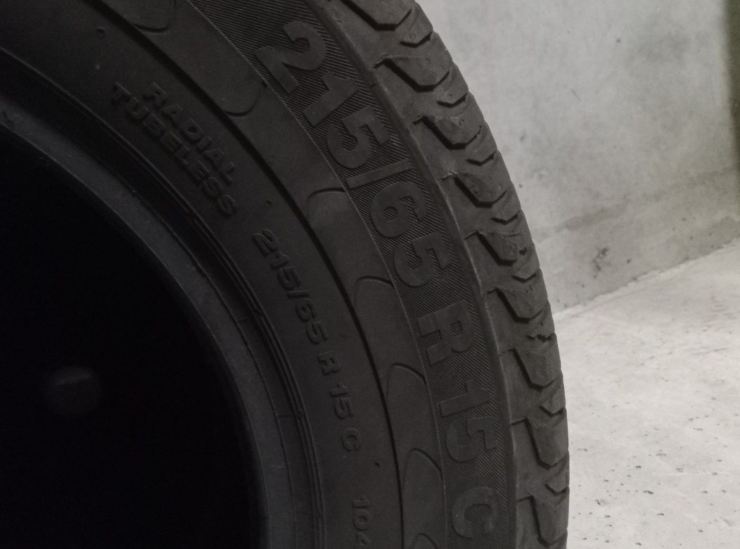 Continental Vanko2 letnie 215/65R15C