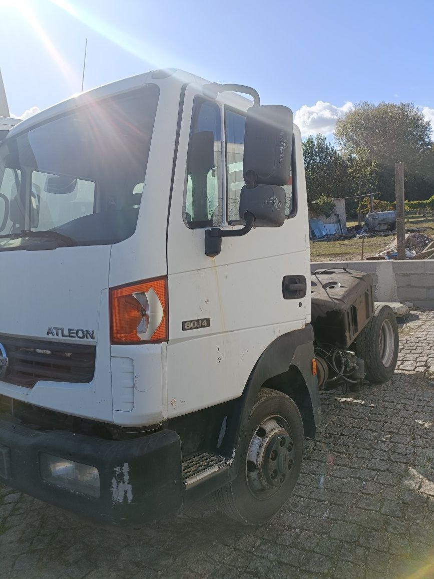 Nissan Atleon 80.14