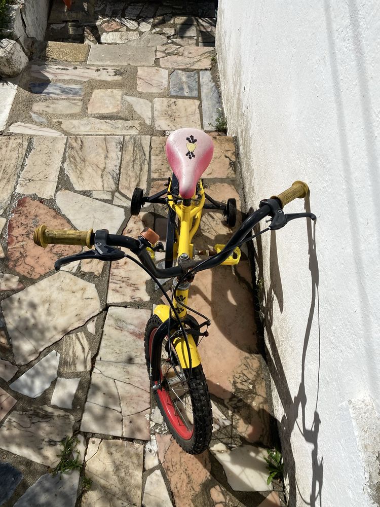 Bicicleta criança com rodinhas