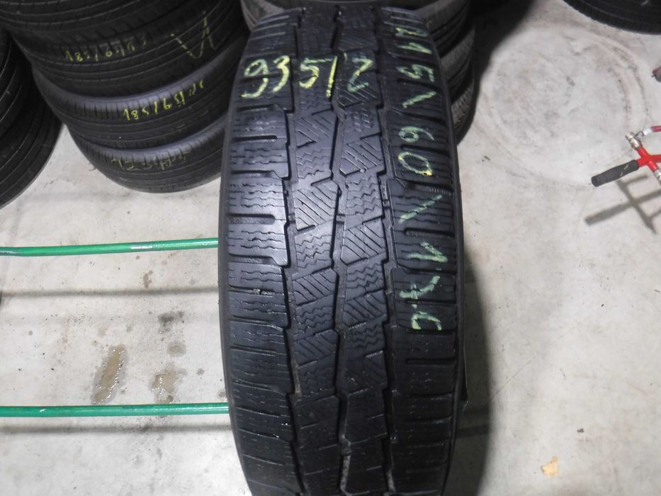 1xOpona zimowa Michelin Agilis Alpin 215/60/R17C 2021r 6,5mm