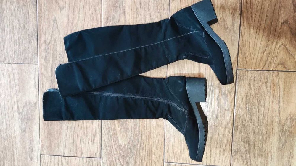 Bota cano longo camurça nobuk