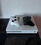 Xbox One S + 1 kontroler + Gry