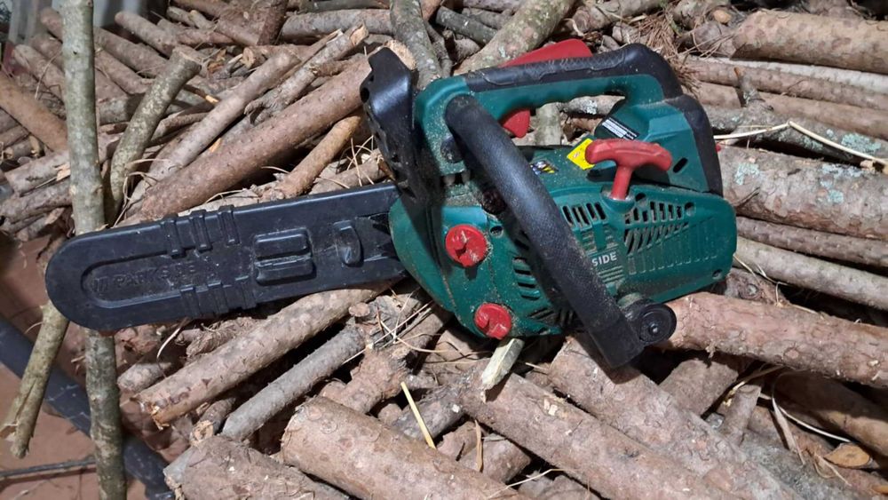 Motosserra podadora Parkside de gasolina - PBBPS 700 A1