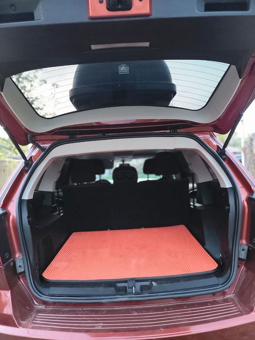 Dodge Journey.                   .