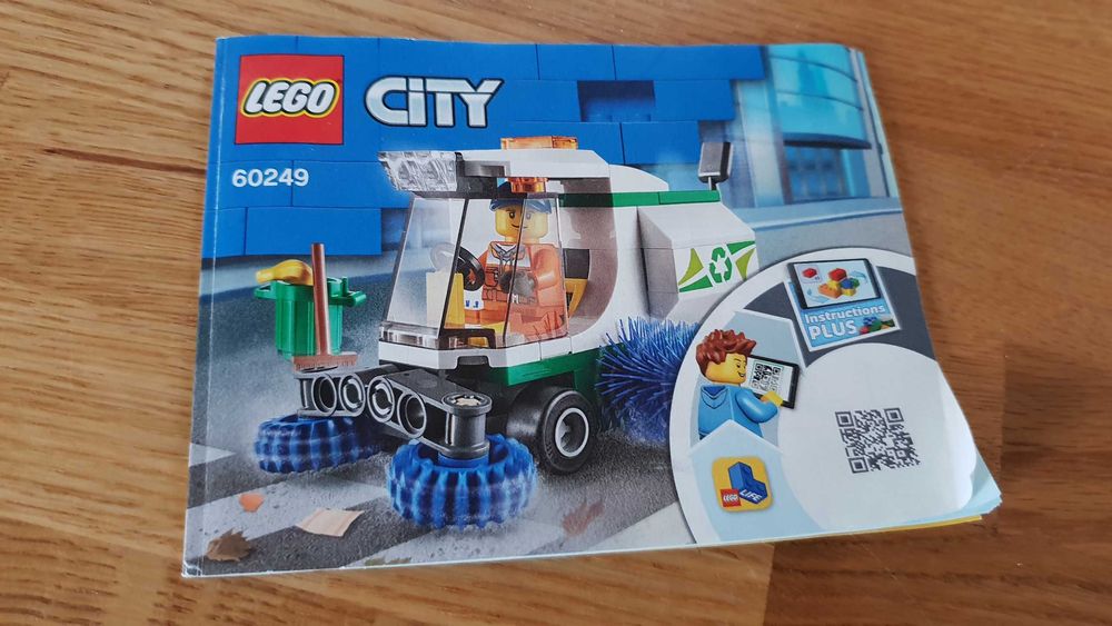 Lego city zamiatarka