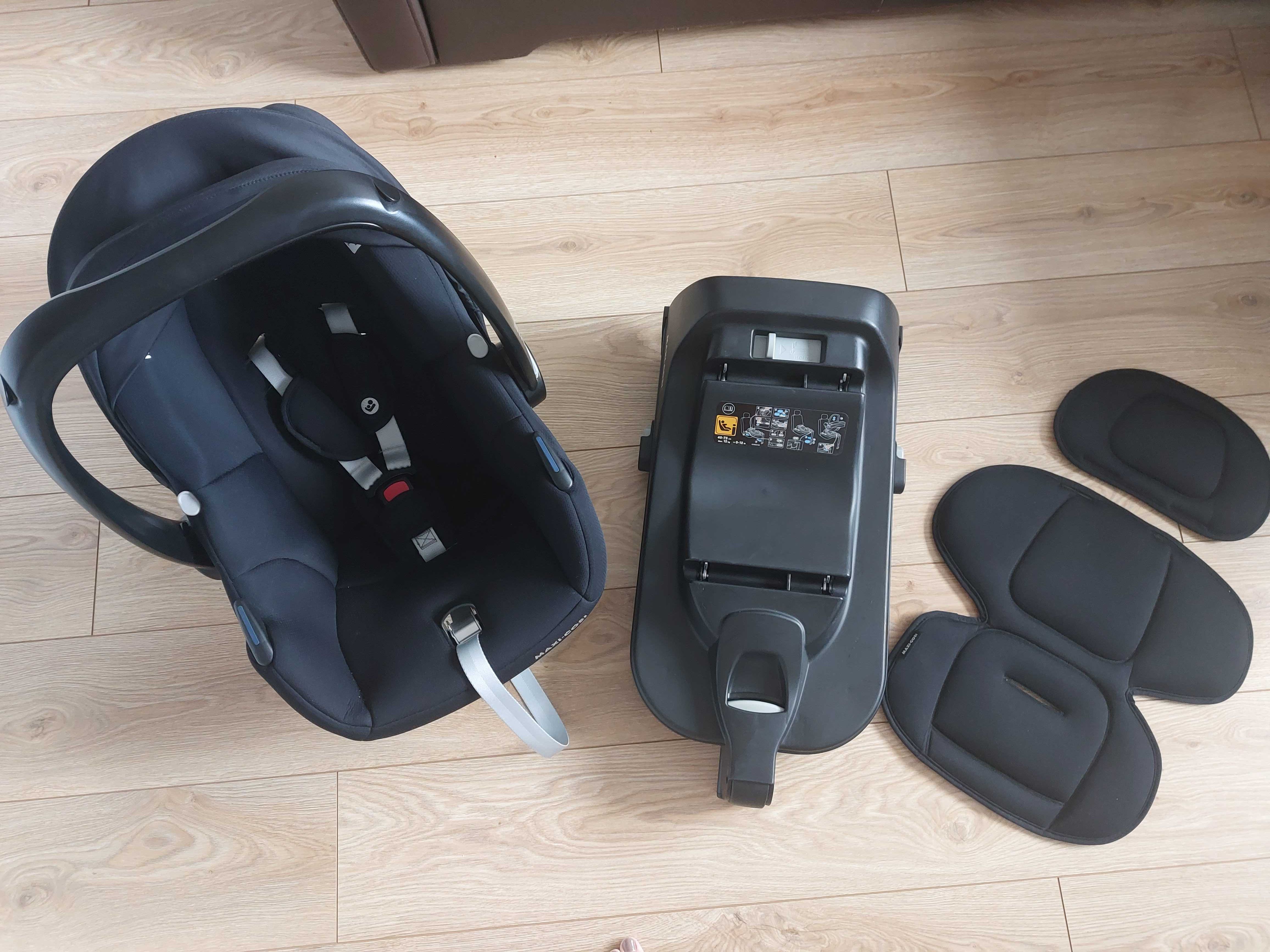 Foletik Maxi Cosi CabrioFix i-Size z bazą