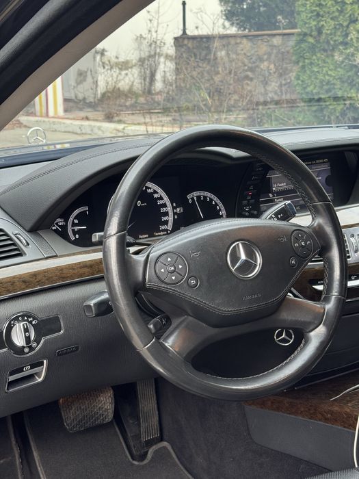 Mercedes s-class W221 FL 2010 5.5 S500