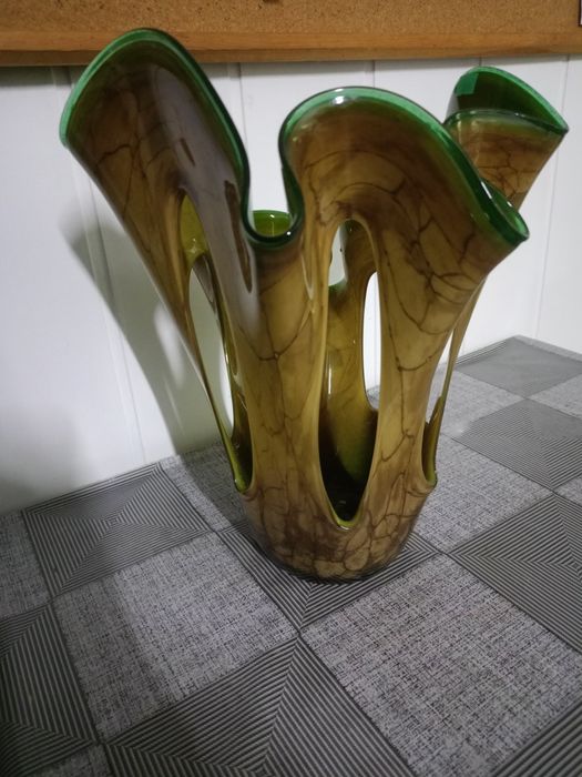 Przepiękny wazon/szklana rzeźba w stylu Murano zabarwienie tygrysie ok