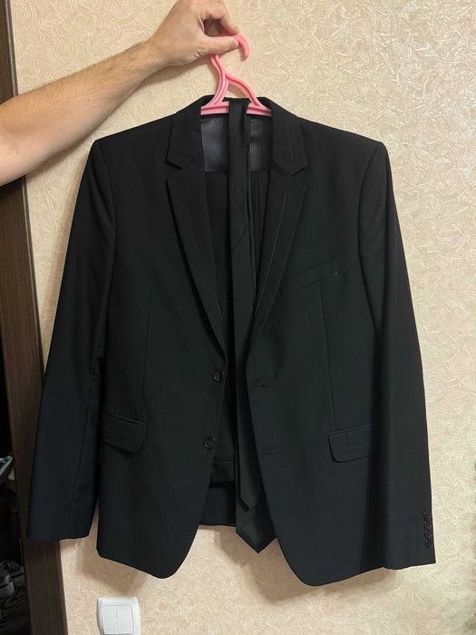 Чоловічий костюм класичний 54 розмір