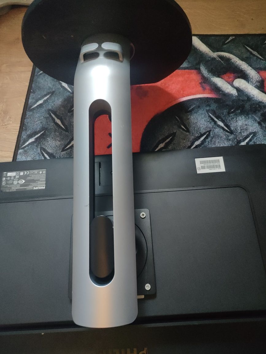 Monitor Philips na części