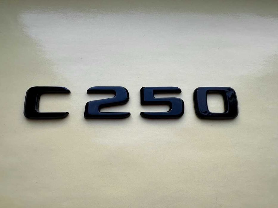 Шильдик надпис мерседес,знак,емблема,W204,W205,W210,W211,W212,213,W221