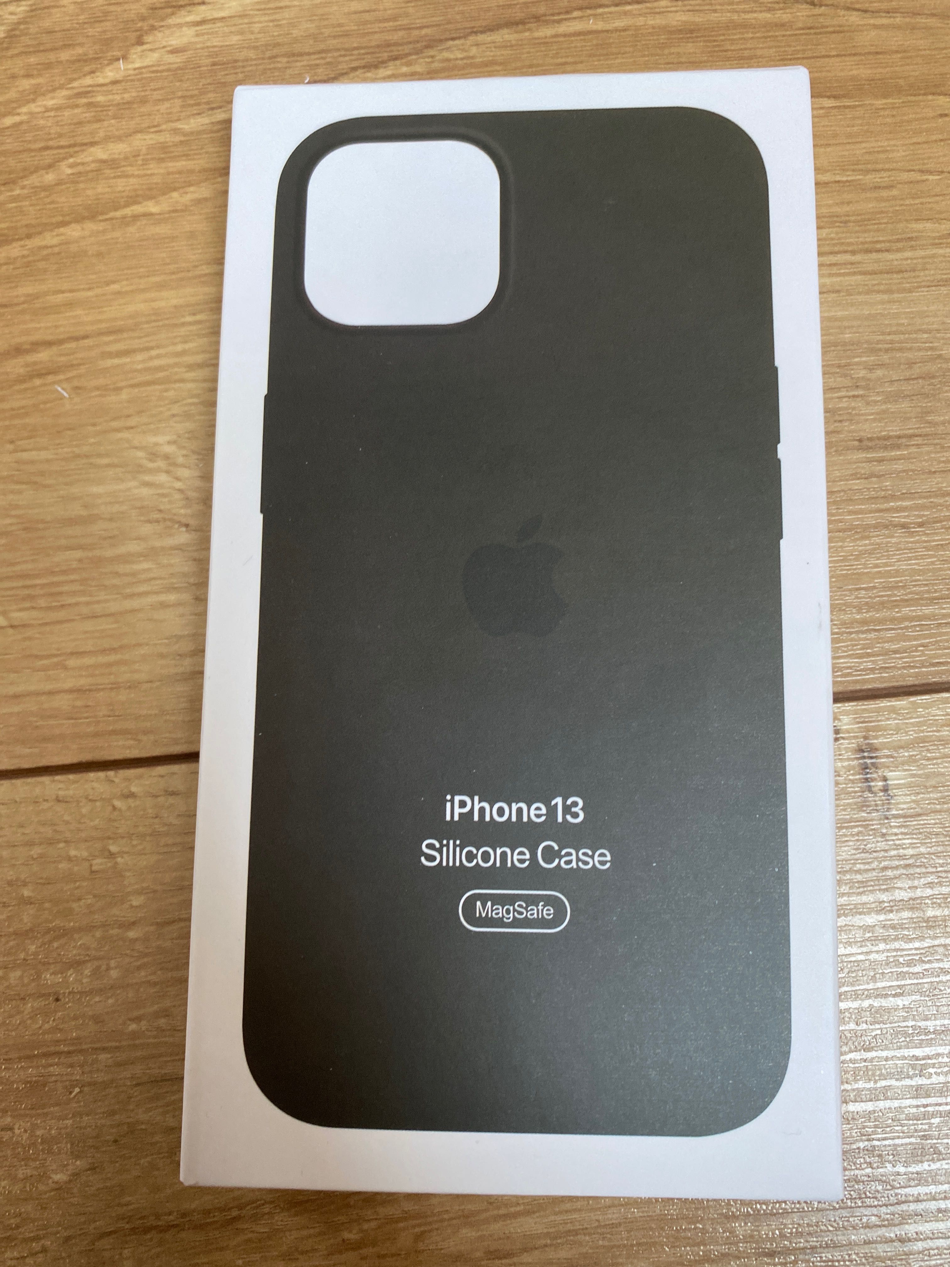 Etui iPhone 13 case opakowanie Apple nowe new MagSafe magnez