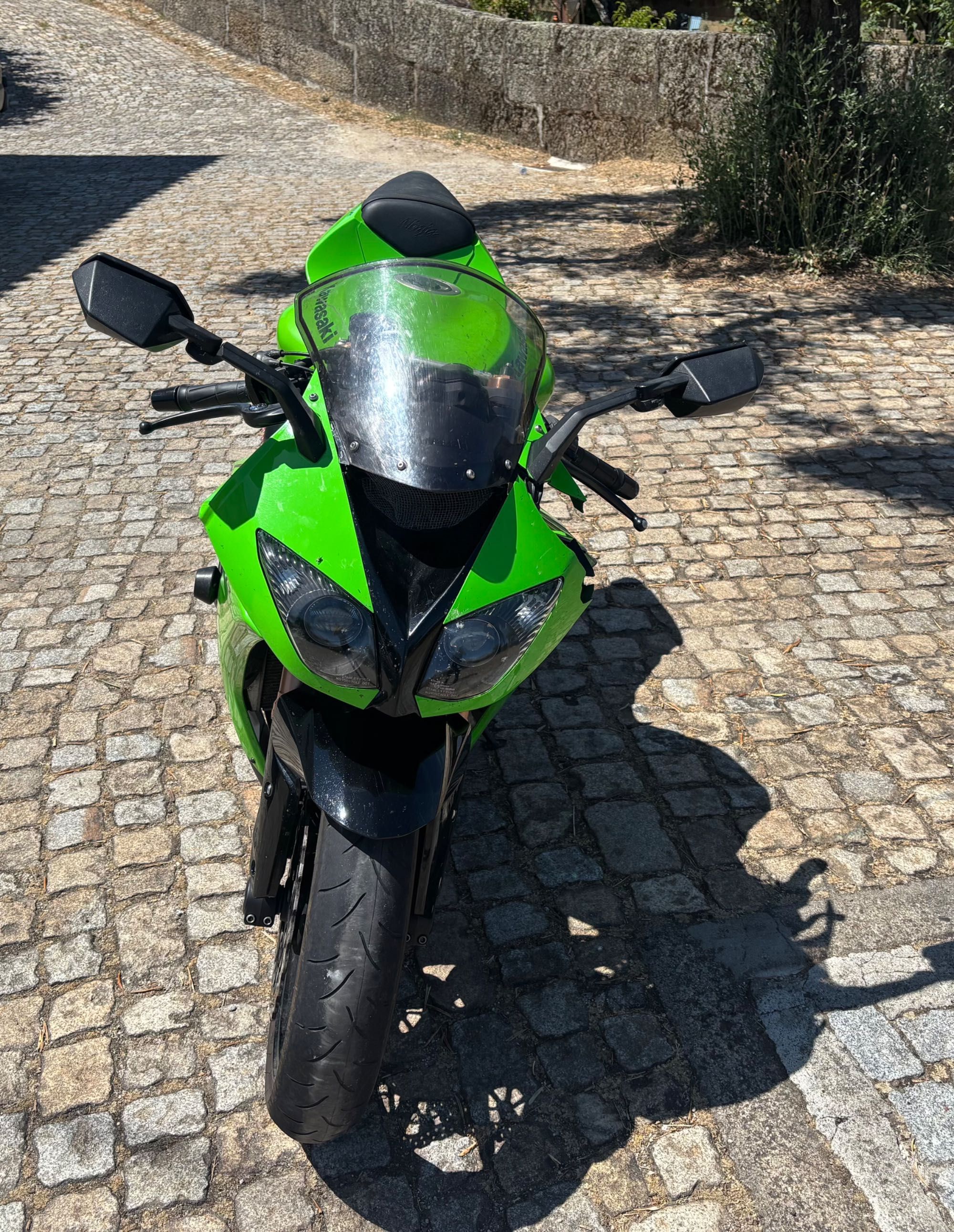 Kawasaki ninja zx10r 2008