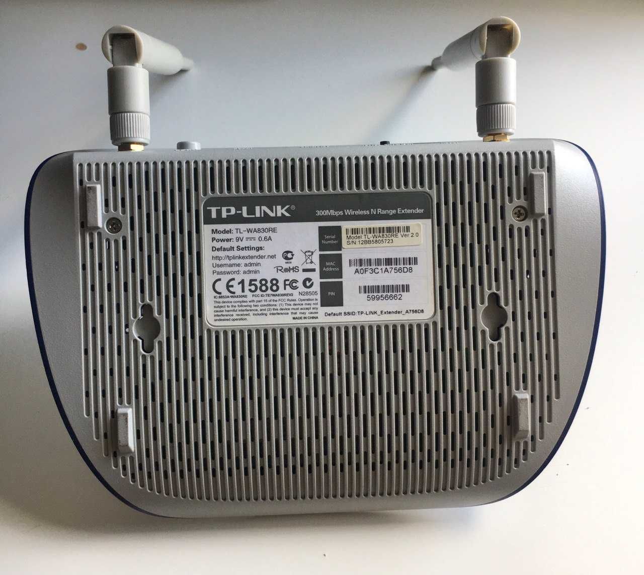 Ретранслятор для роутера (расширитель) Wi-Fi. TP-LINK TL-WA850RE