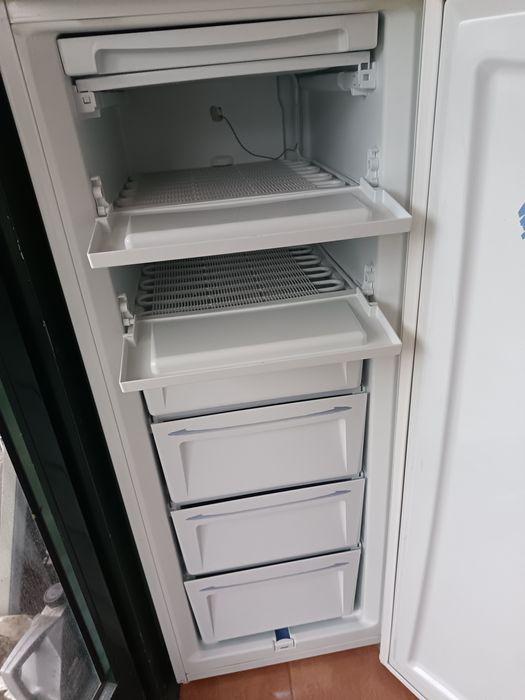 Arca congeladora vertical