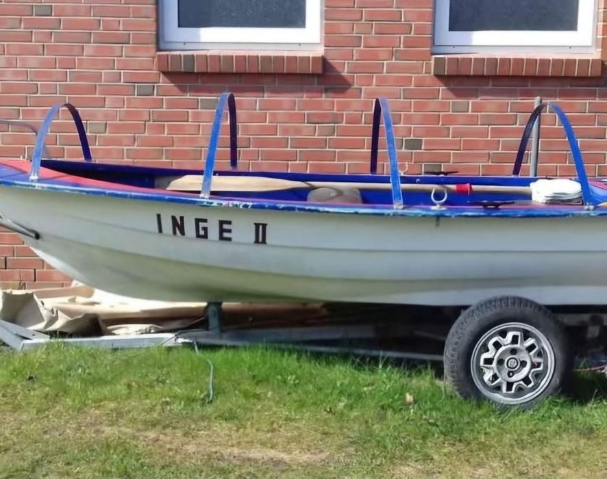 Łódź motorowa z silnikiem Yamaha 6KM