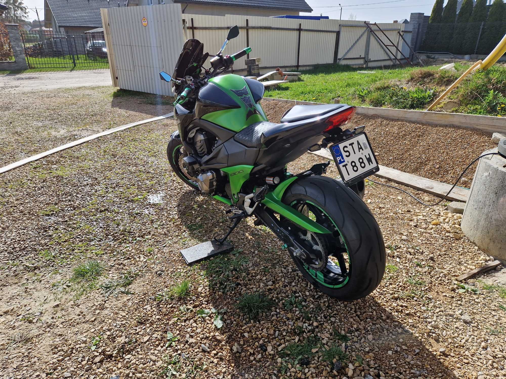 Kawasaki Z800. Akrap rok 2013