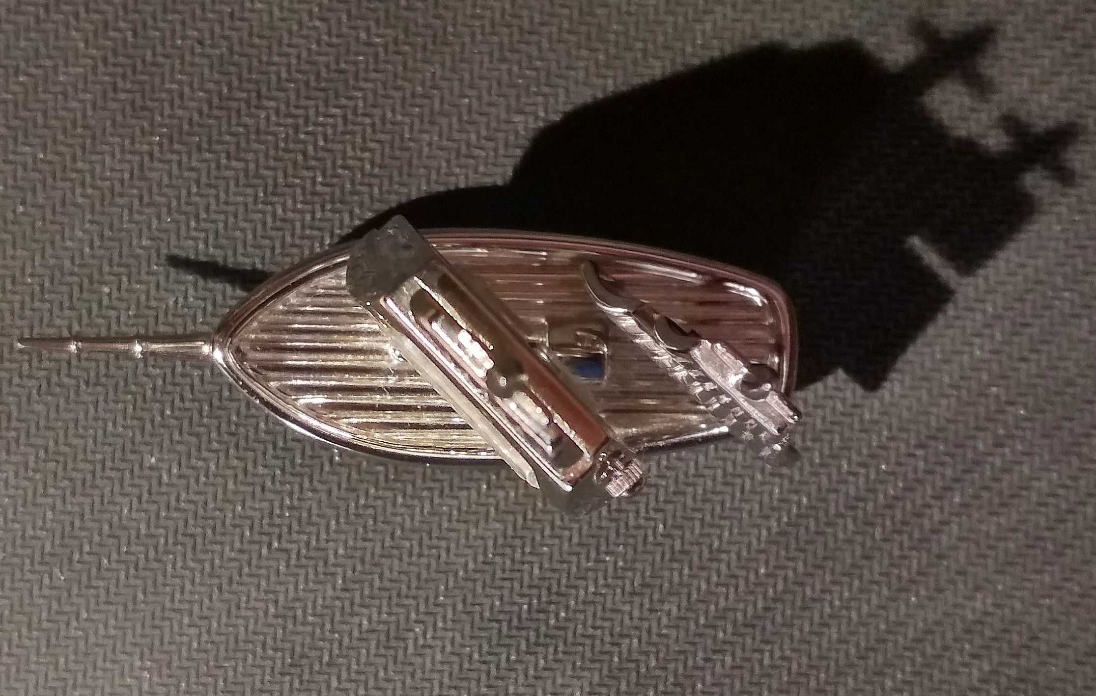 Zegarek stojący kolekcjonerski miniaturowy żaglowiec Le Temps statek