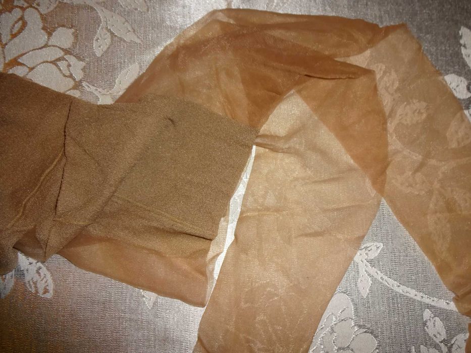 ARWA nylonowe pończochy do pasa do pończoch NYLONY r. 9 / 83-84