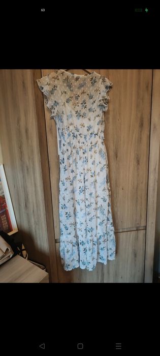 Letnia zwiewna sukienka