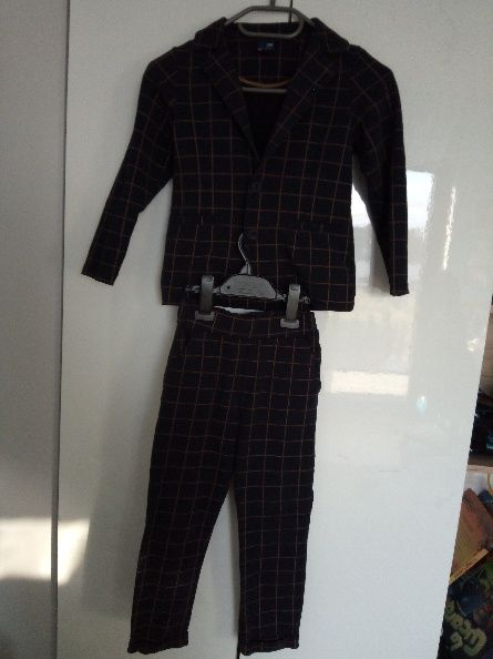 Komplet / zestaw dla dziewczynki garnitur r. 128