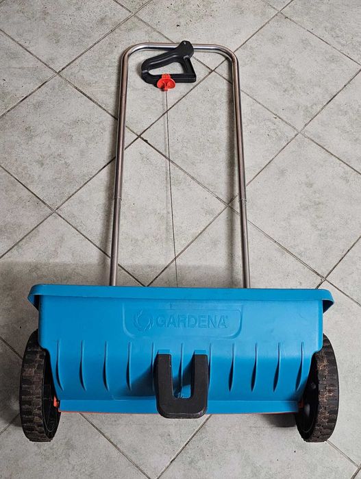 Siewnik ogrodowy Gardena