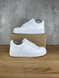 Buty damskie Nike Air Force 1 białe