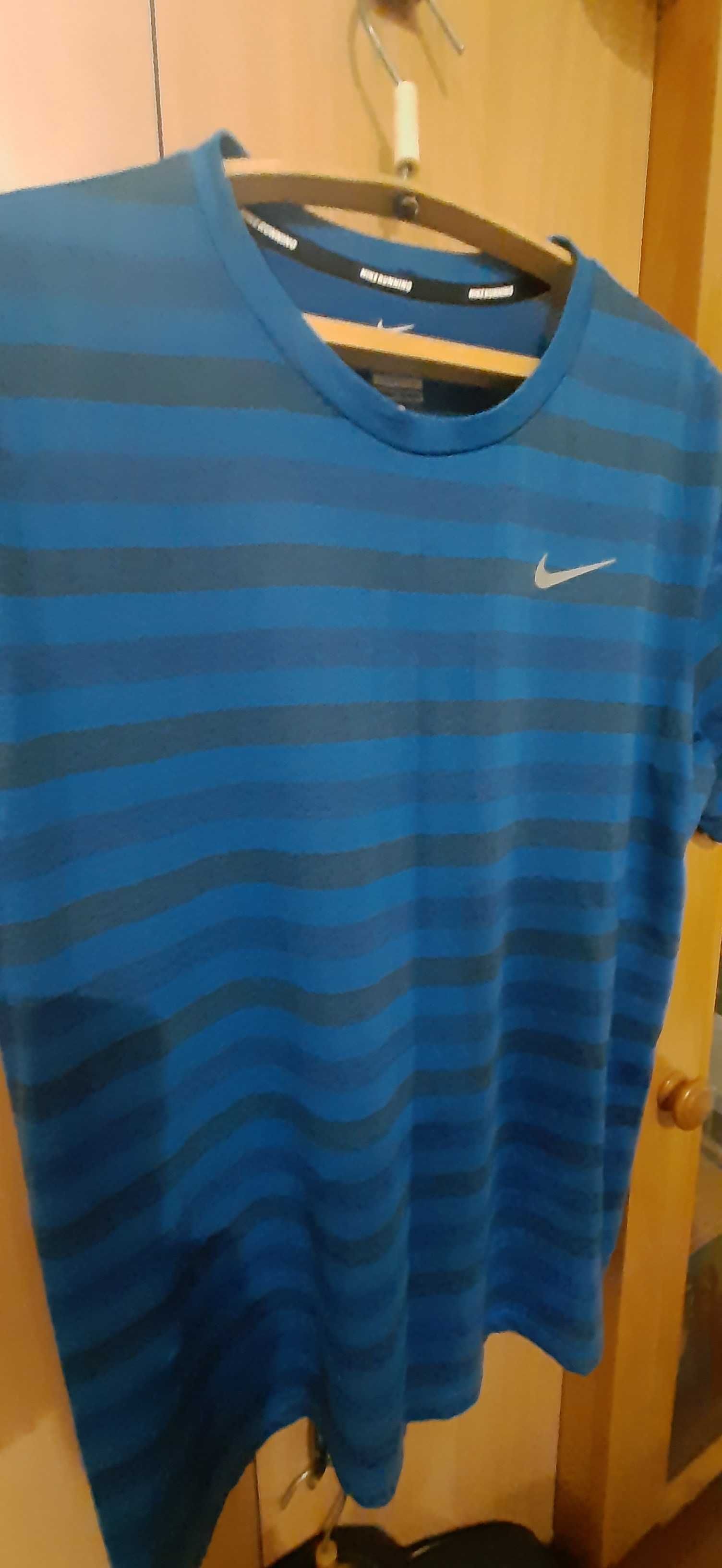 Nike - футболка в размере L
