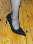 Wysokie szpilki w stylu Glamour