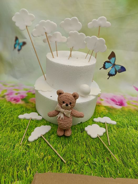 Mis z masy cukrowej na tort