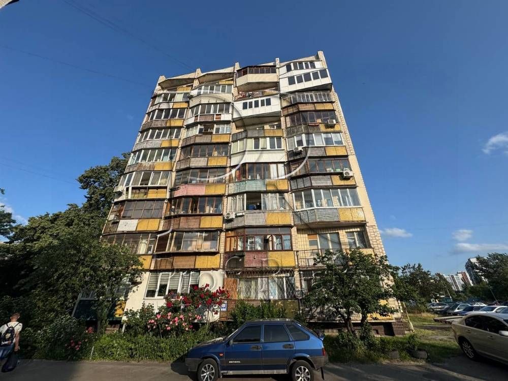 Без % Продаж 1 кімн. квартири з ремонтом по вул. Березняківська