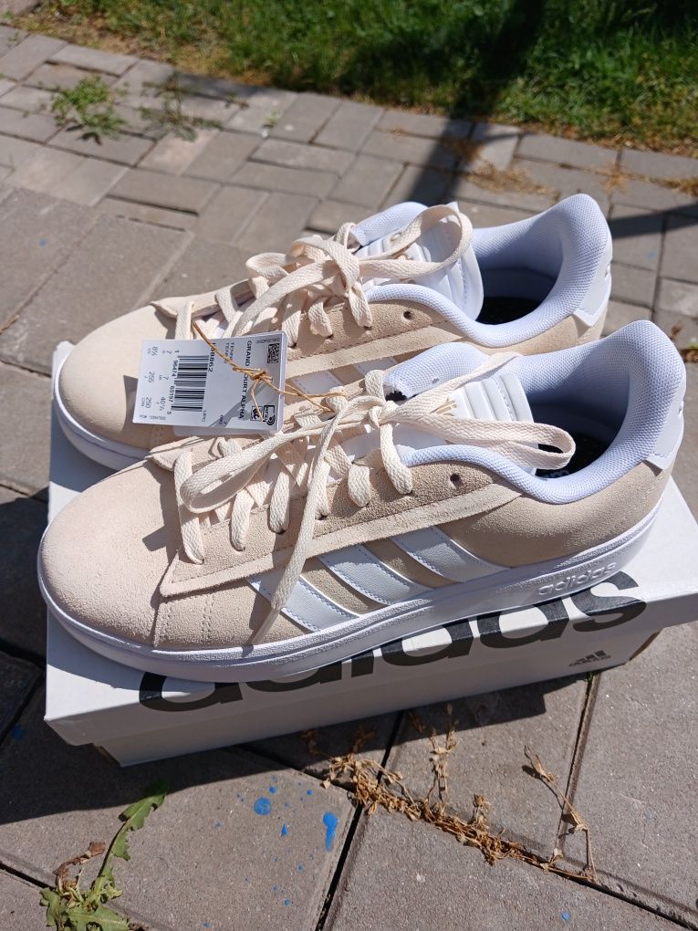 Женские кроссовки adidas grand court alpha