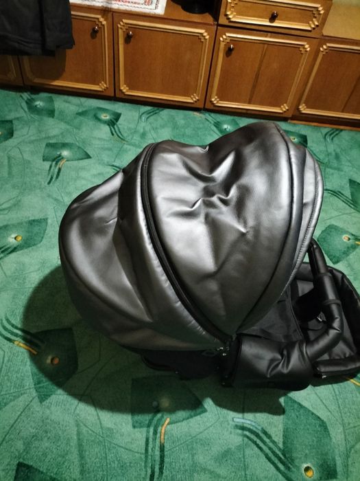 Продам коляску 2в1