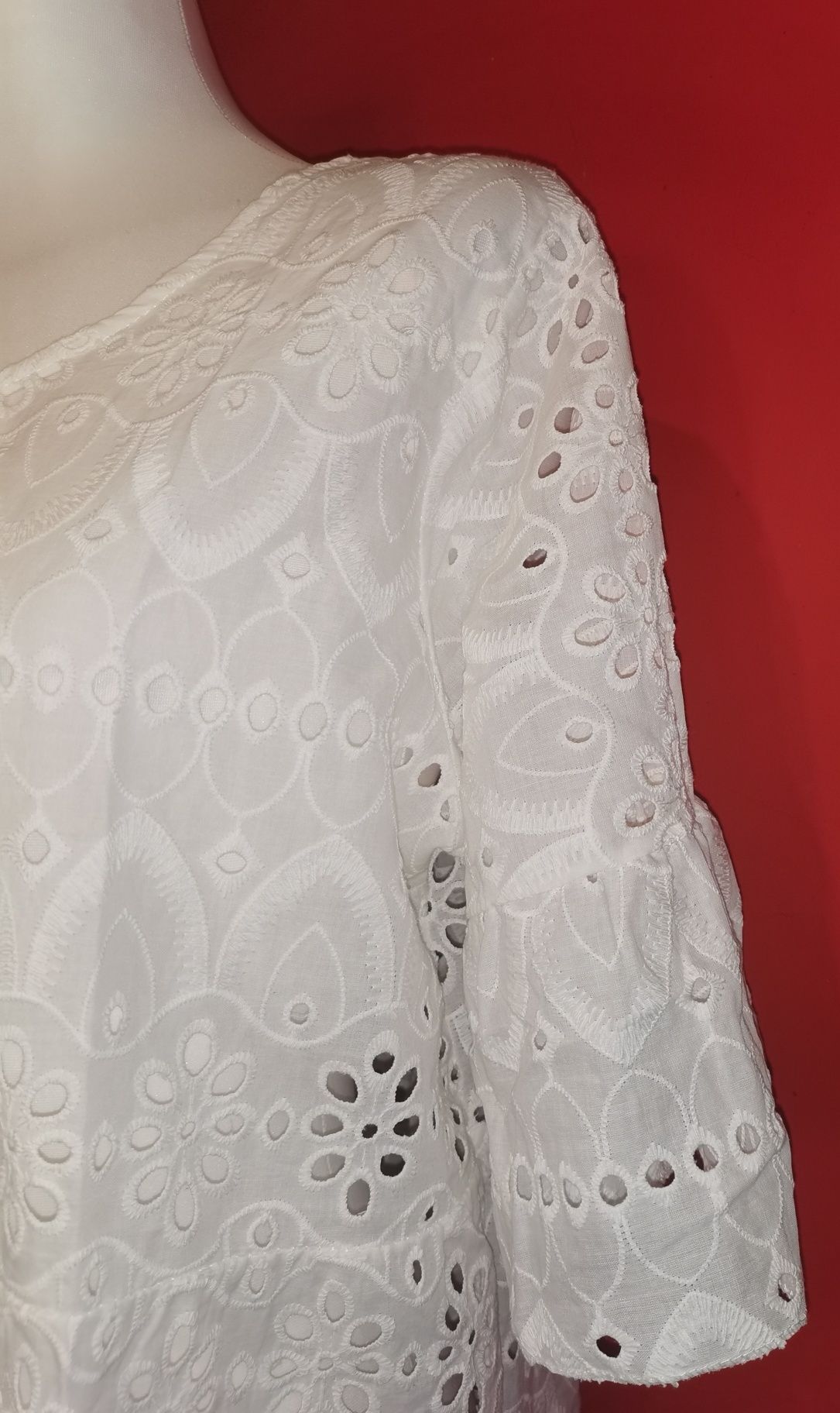 Biała haftowana bluzeczka boho. haft angielski