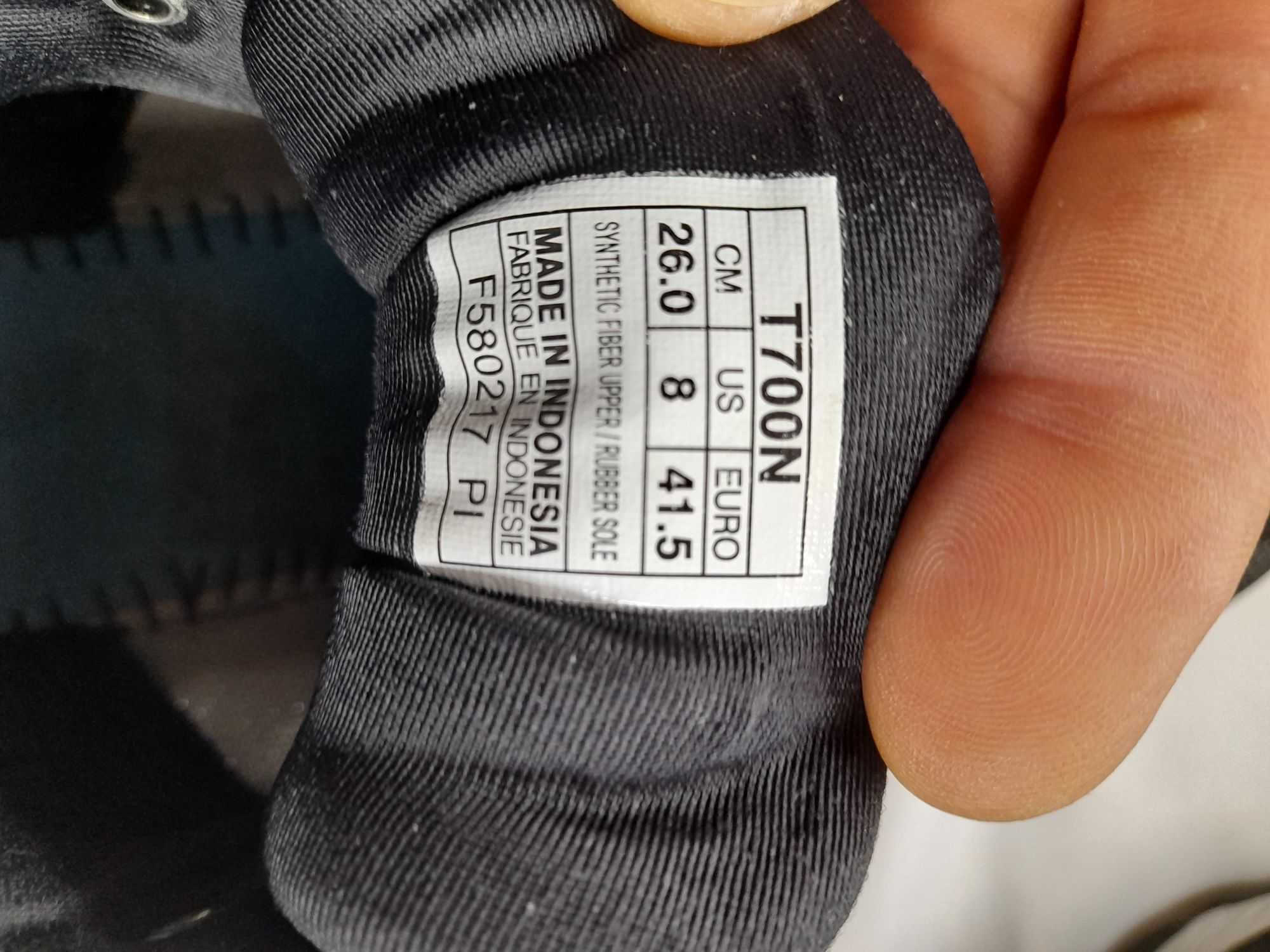 Кросовки asics GEL-NIMBUS 19 41,5р