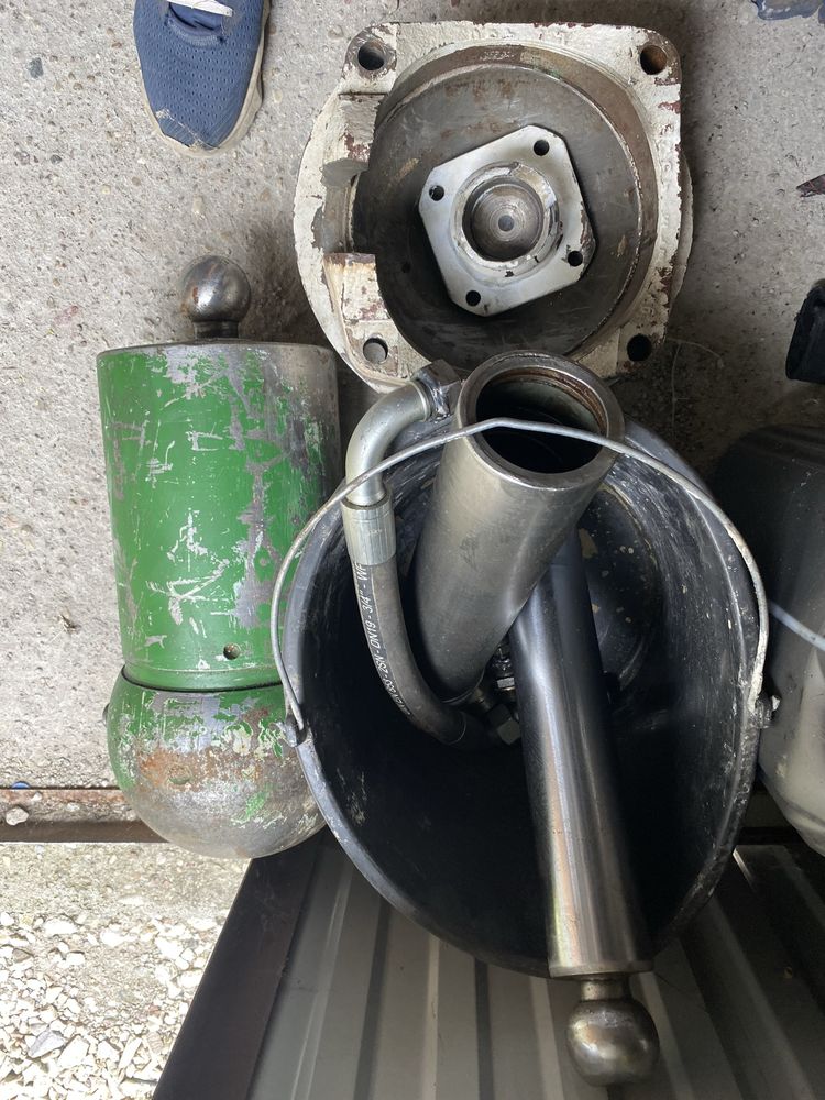 Siłownik hydrauliczny wywrotu 5 sekcji
