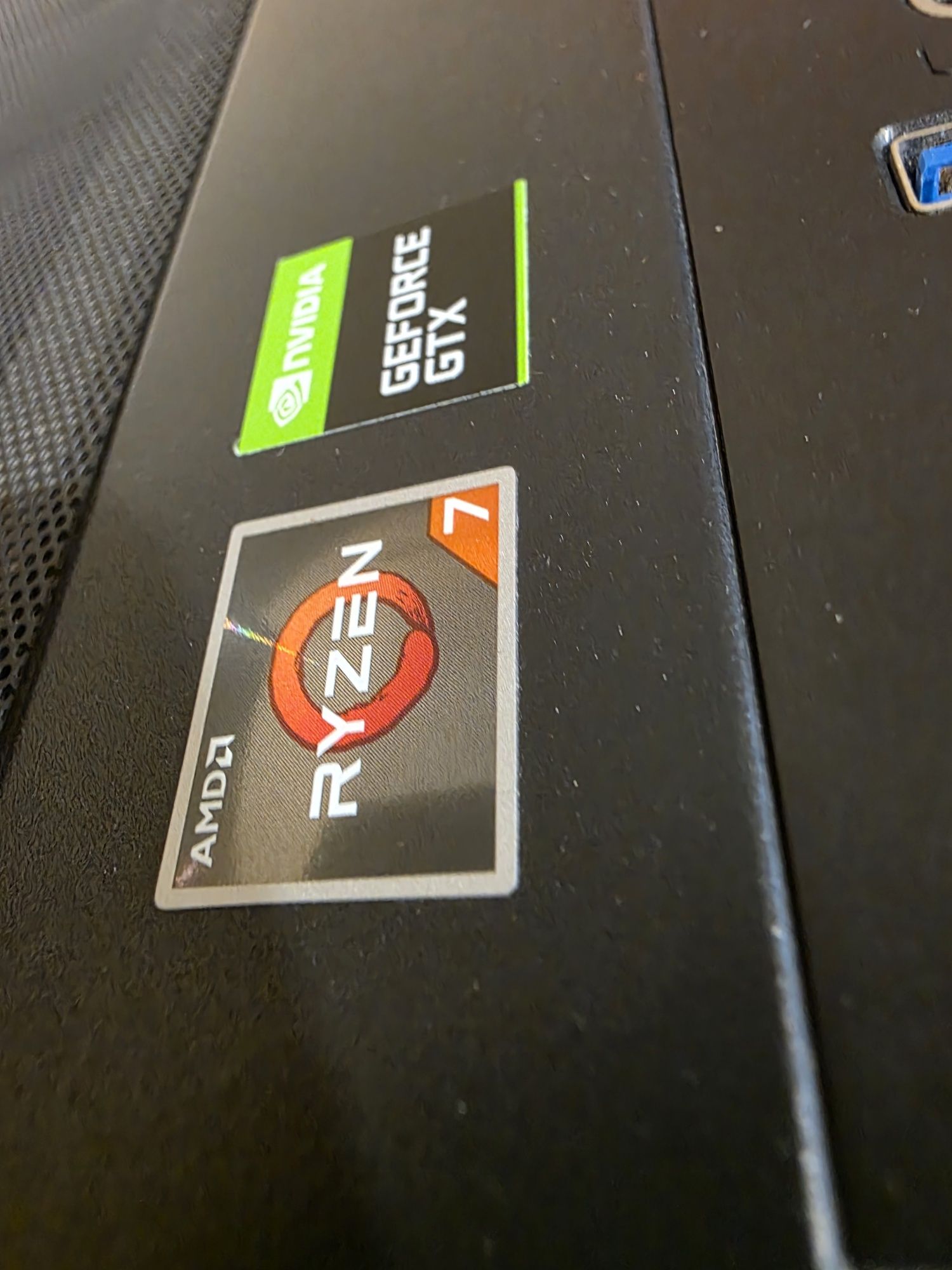 Caly zestaw,R7,GTX1660S, DDR4 16, SSD m2