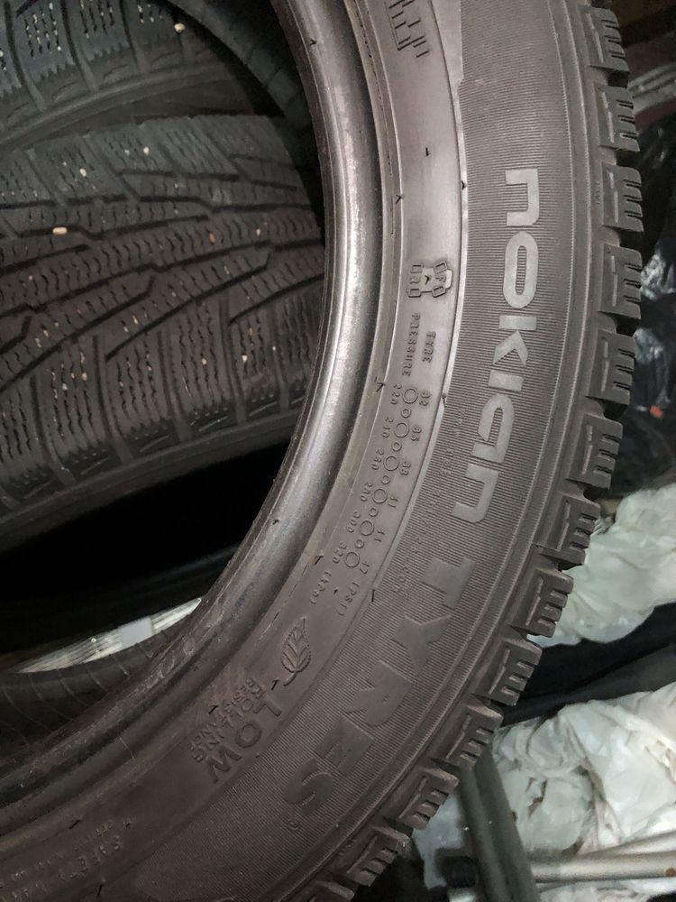 Зимові шини Nokian Tyres Nordman RS2 (205/55R16 94R)