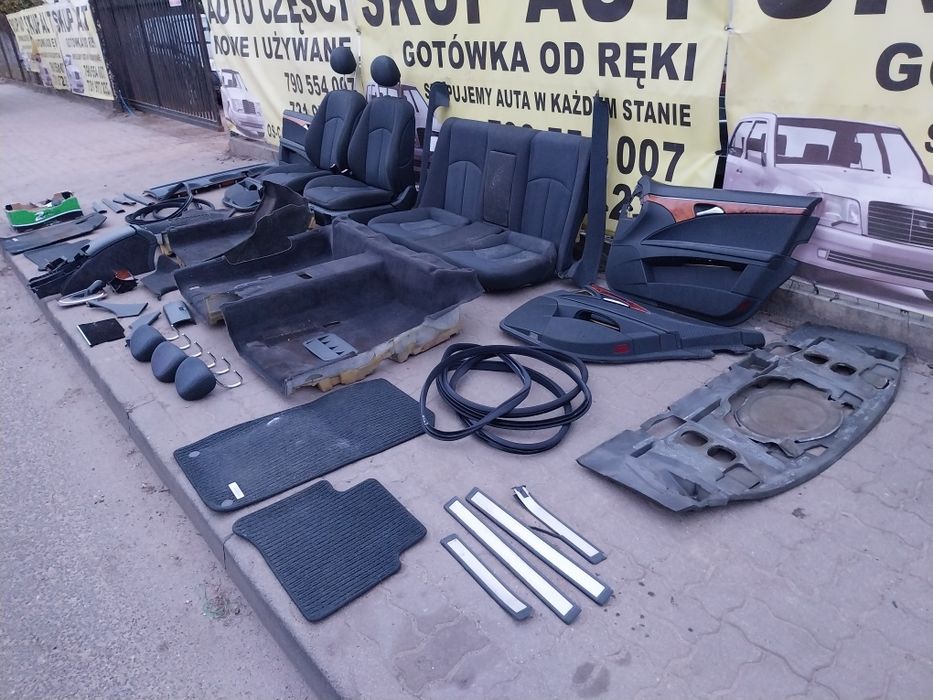 Mercedes w211 sedan E wnętrze tapicerka fotele dywany KPL boczki dekor